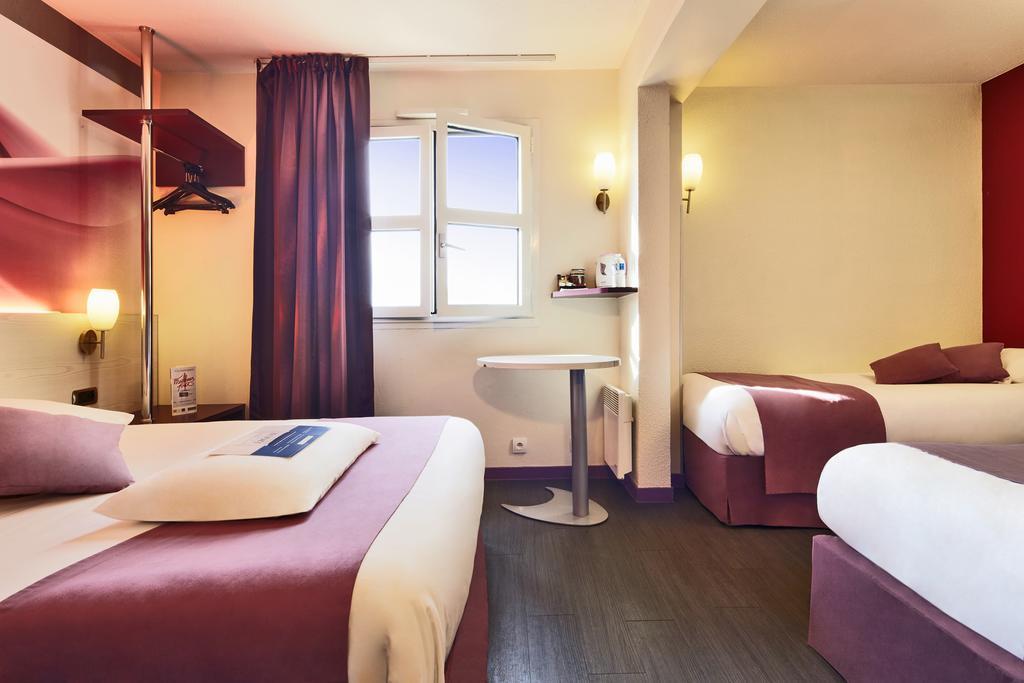 Kyriad Hotel Ла-Флеш Екстер'єр фото